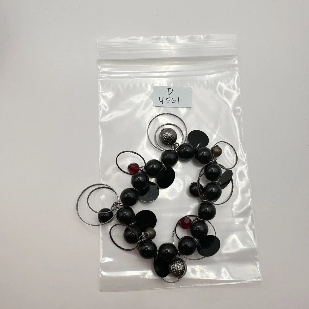 Vintage 90s Silver Tone Black Beaded Charm Bracelet Women's Jewelry